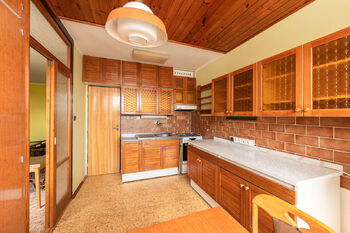 Prodej bytu 3+1 v osobním vlastnictví 64 m², Praha 8 - Kobylisy