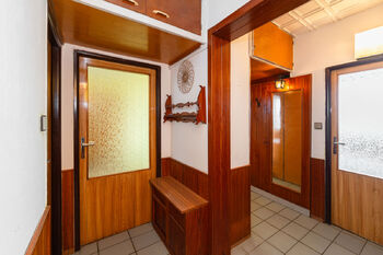Prodej bytu 3+1 v osobním vlastnictví 64 m², Praha 8 - Kobylisy