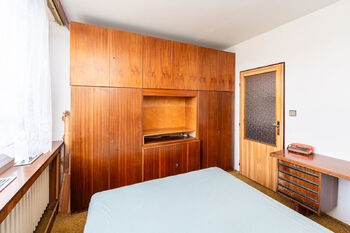 Prodej bytu 3+1 v osobním vlastnictví 64 m², Praha 8 - Kobylisy