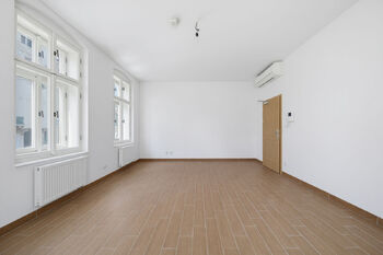 Prodej ubytovacího zařízení 350 m², Karlovy Vary
