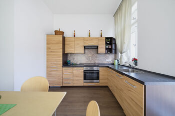 Prodej ubytovacího zařízení 350 m², Karlovy Vary