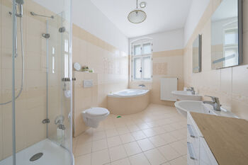 Prodej ubytovacího zařízení 350 m², Karlovy Vary