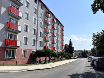 Dům - Pronájem bytu 2+1 v osobním vlastnictví 52 m², Praha 10 - Vinohrady
