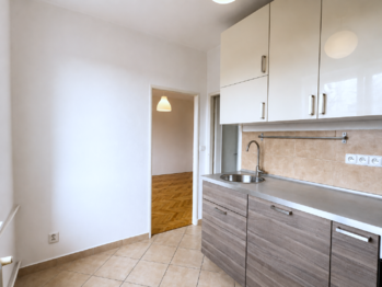 Kuchyň - Pronájem bytu 2+1 v osobním vlastnictví 52 m², Praha 10 - Vinohrady