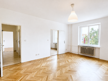 Obývák - Pronájem bytu 2+1 v osobním vlastnictví 52 m², Praha 10 - Vinohrady