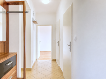 Předsíň - Pronájem bytu 2+1 v osobním vlastnictví 52 m², Praha 10 - Vinohrady