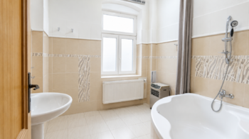 Pronájem bytu 3+1 v osobním vlastnictví 76 m², Karlovy Vary