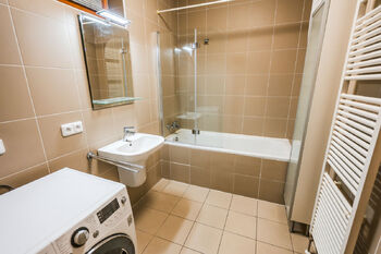 Pronájem bytu 2+kk v osobním vlastnictví 69 m², Praha 6 - Liboc