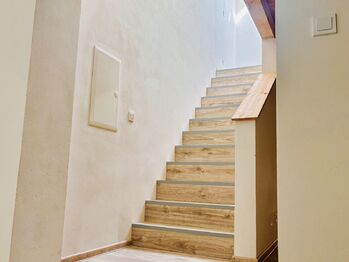 Schody - Pronájem bytu 2+1 v osobním vlastnictví 41 m², Vyškov