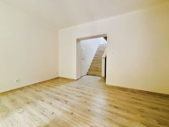 Obývací pokoj - Pronájem bytu 2+1 v osobním vlastnictví 41 m², Vyškov