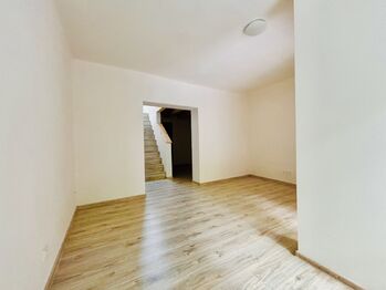 Obývací pokoj - Pronájem bytu 2+1 v osobním vlastnictví 41 m², Vyškov