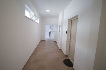 Prodej bytu 3+kk v osobním vlastnictví 67 m², Tivat