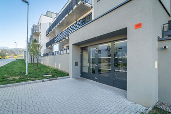 Pronájem bytu 2+kk v osobním vlastnictví 53 m², Unhošť
