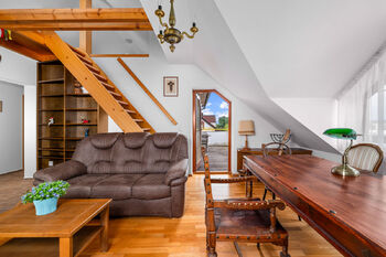 obývací pokoj - Prodej bytu 2+1 v osobním vlastnictví 87 m², České Budějovice