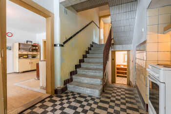 CHODBA - STÁVAJÍCÍ STAV - Prodej domu 145 m², Vavřinec