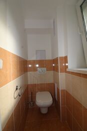 Prodej bytu 2+1 v osobním vlastnictví 56 m², Praha 6 - Dejvice