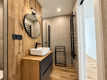 Pronájem 1+1 | Denisa Sochová | +420 730 823 682 | denisa.sochova@re-max.cz - Pronájem bytu 1+1 v osobním vlastnictví 37 m², Karviná
