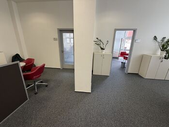 Pronájem kancelářských prostor 199 m², Valašské Meziříčí