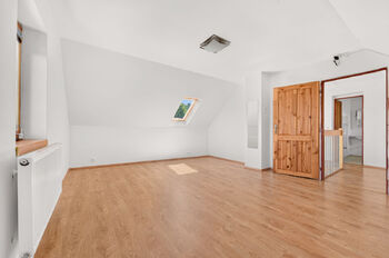 Pronájem domu 102 m², Mníšek pod Brdy