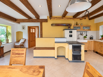 Prodej domu 140 m², Lanžov