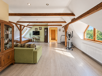 Prodej domu 140 m², Lanžov