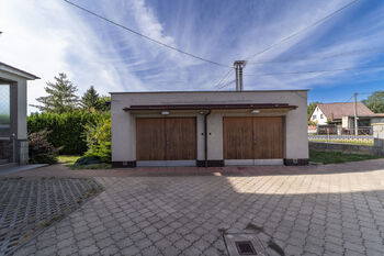 Prodej domu 150 m², Zvole