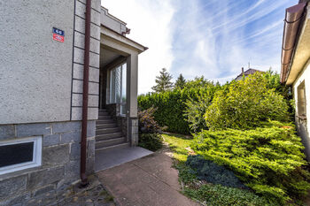 Prodej domu 150 m², Zvole