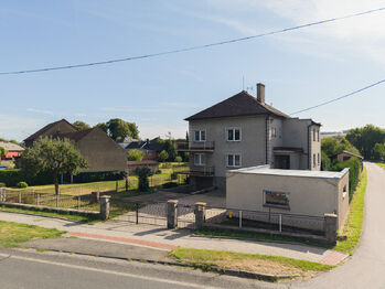 Prodej domu 150 m², Zvole