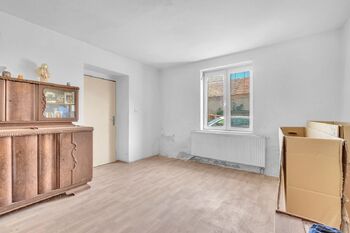 Prodej domu 570 m², Klamoš