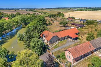 Prodej domu 570 m², Klamoš