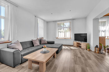 Prodej domu 570 m², Klamoš