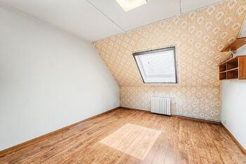 Ložnice se šatnou - Prodej domu 189 m², Úvaly
