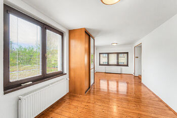 Dětský pokoj - Prodej domu 189 m², Úvaly
