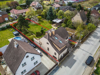Pohled z dronu - Prodej domu 189 m², Úvaly