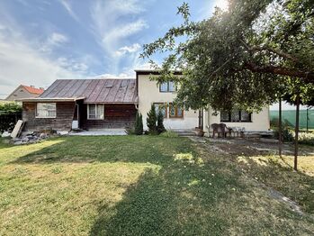 Pronájem pozemku 818 m², Rokycany