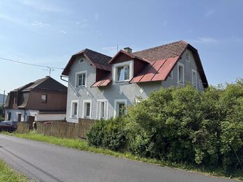 Přední pohled na dům - Prodej domu 149 m², Nejdek 