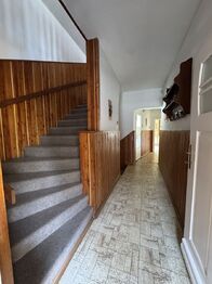 Schodiště - Prodej domu 149 m², Nejdek