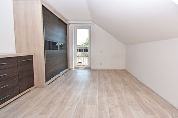 Samostatná ložnice č. 2. - Prodej domu 129 m², Mělník