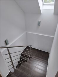 Schodiště - Prodej domu 129 m², Mělník