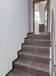 Schodiště - Prodej domu 129 m², Mělník