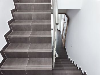 Schodiště - Prodej domu 129 m², Mělník