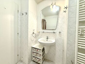 Pronájem bytu 2+1 v osobním vlastnictví 57 m², Karlovy Vary