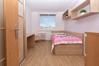 Ložnice č. 1 - Prodej bytu 5+kk v osobním vlastnictví 109 m², Neratovice