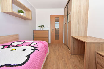 Ložnice č. 1 - Prodej bytu 5+kk v osobním vlastnictví 109 m², Neratovice
