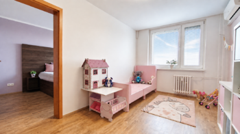 Ložnice č. 3 - Prodej bytu 5+kk v osobním vlastnictví 109 m², Neratovice