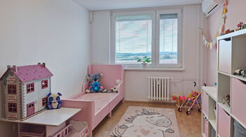 Ložnice č. 3 - Prodej bytu 5+kk v osobním vlastnictví 109 m², Neratovice