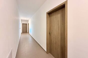 Prodej bytu 1+kk v osobním vlastnictví 28 m², Černá v Pošumaví