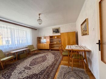 Pronájem domu 100 m², Hovorany