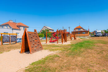 Prodej pozemku 1241 m², Přáslavice