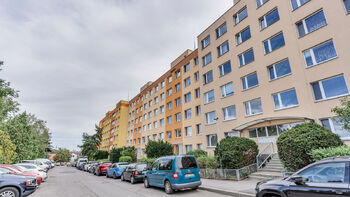 Prodej bytu 2+kk v osobním vlastnictví 43 m², Praha 10 - Horní Měcholupy